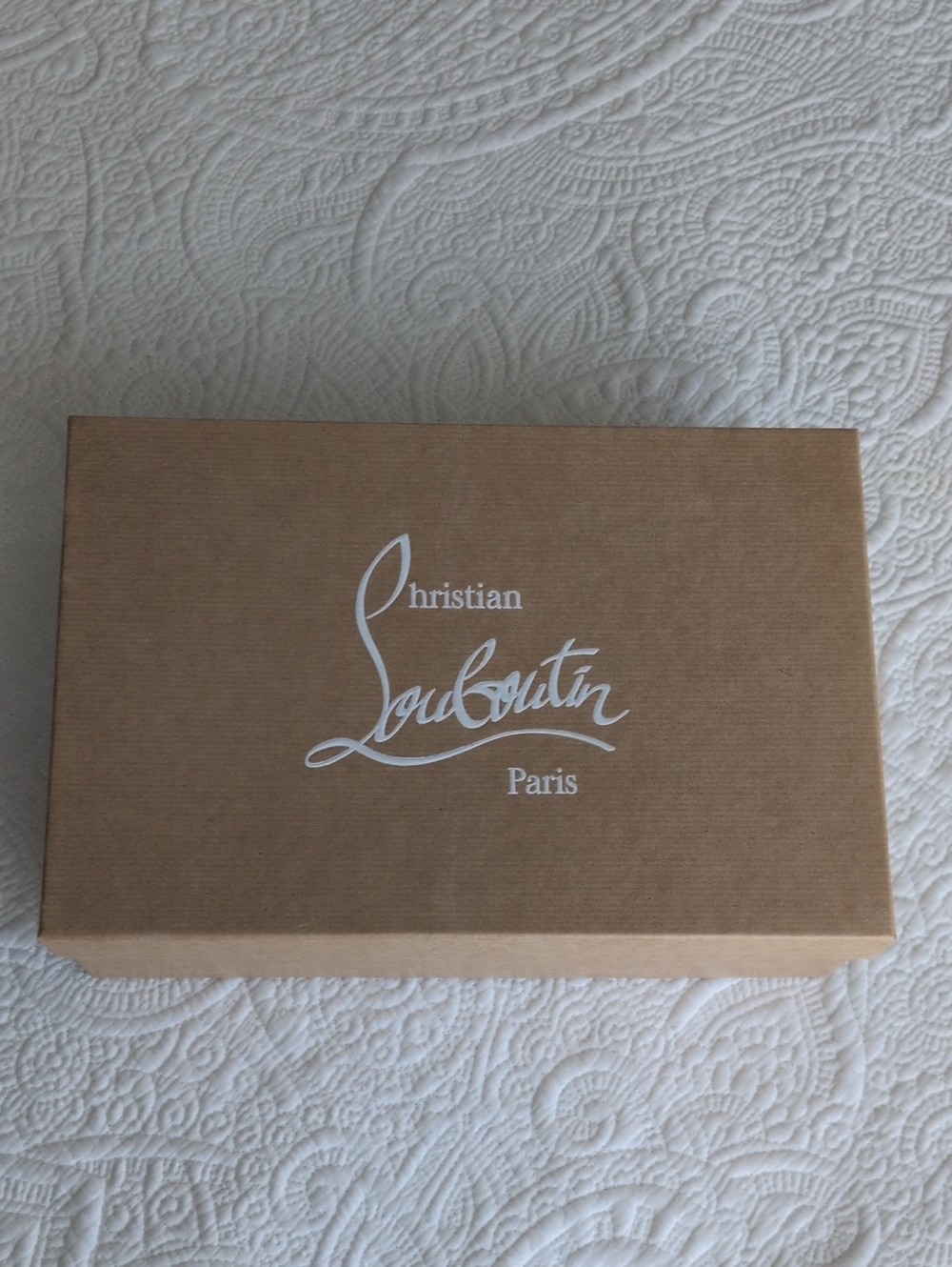 Christian Louboutin Authentic Box - Picture 2 of 8